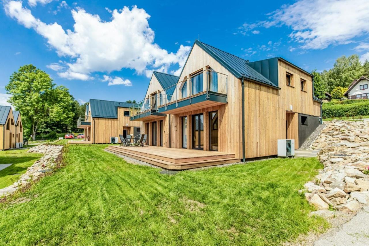 Apartmany Karlovy Dvory Horní Planá Exteriör bild