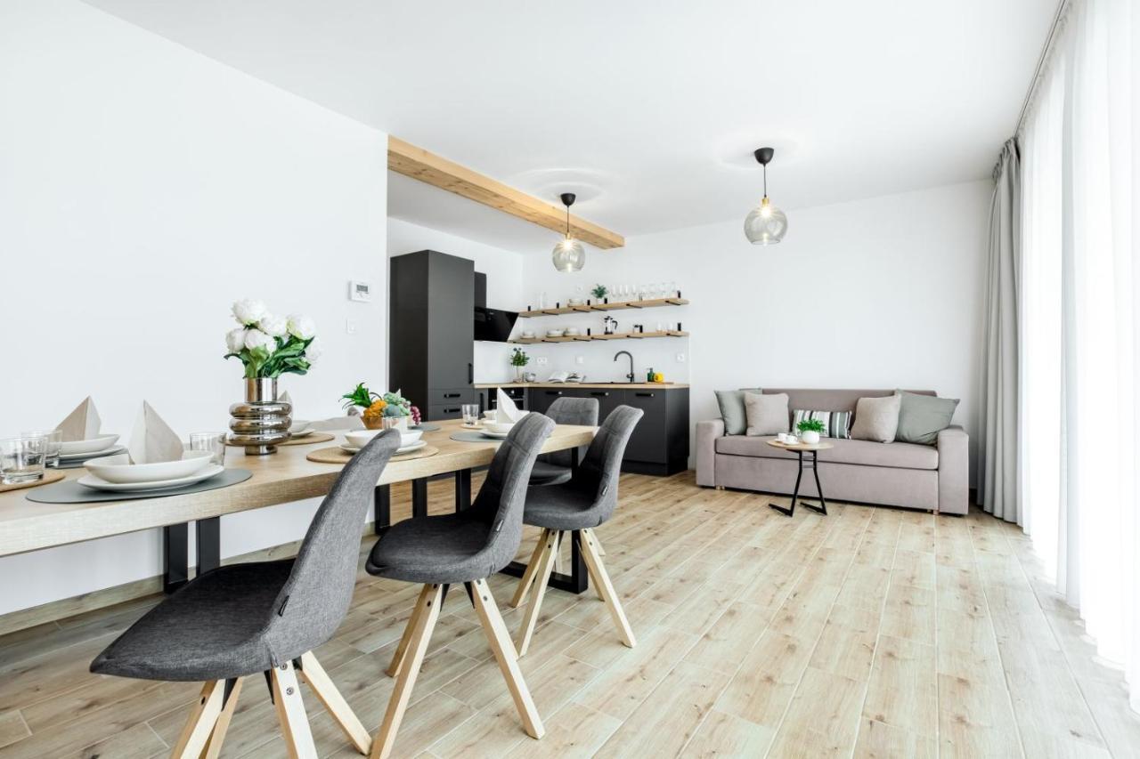 Apartmany Karlovy Dvory Horní Planá Exteriör bild