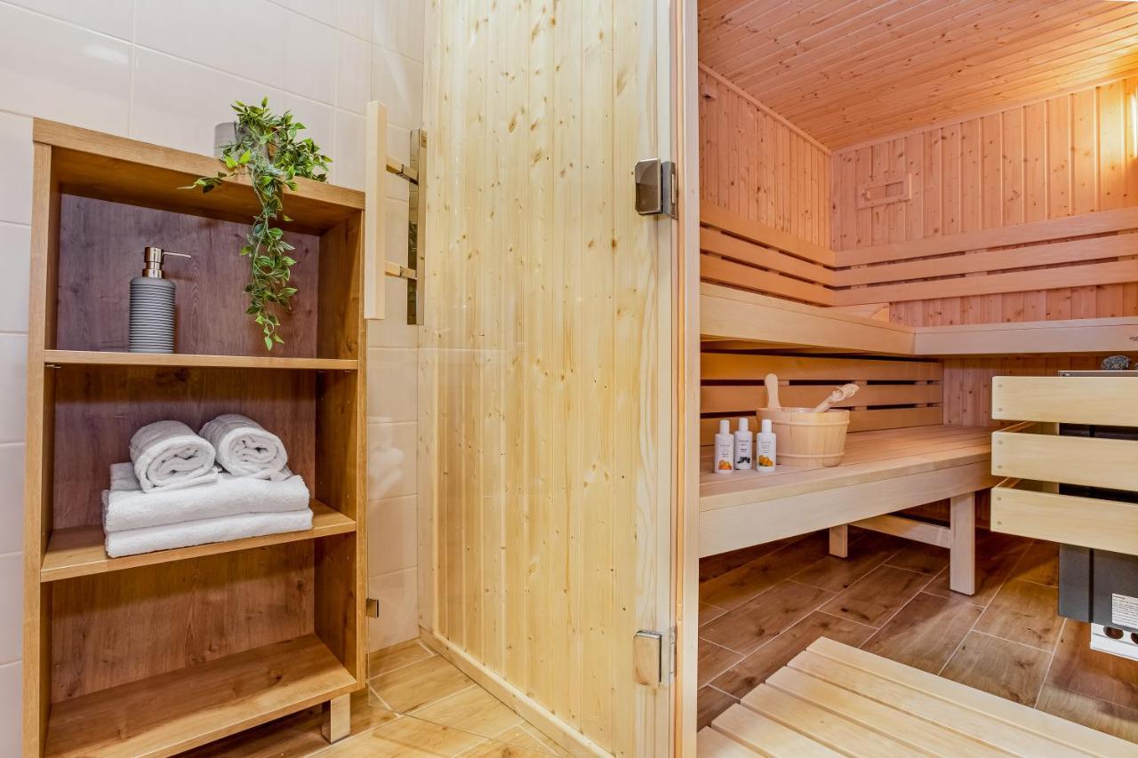 Apartmany Karlovy Dvory Horní Planá Exteriör bild